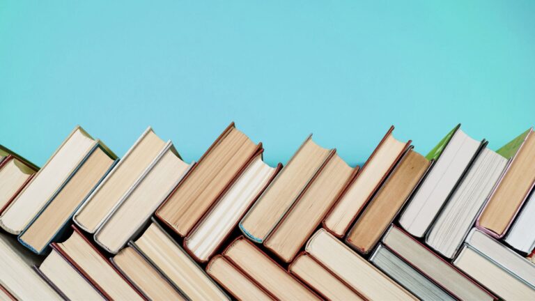 Leer más de un libro a la vez: beneficios y estrategias para aprovechar al máximo tu tiempo de lectura